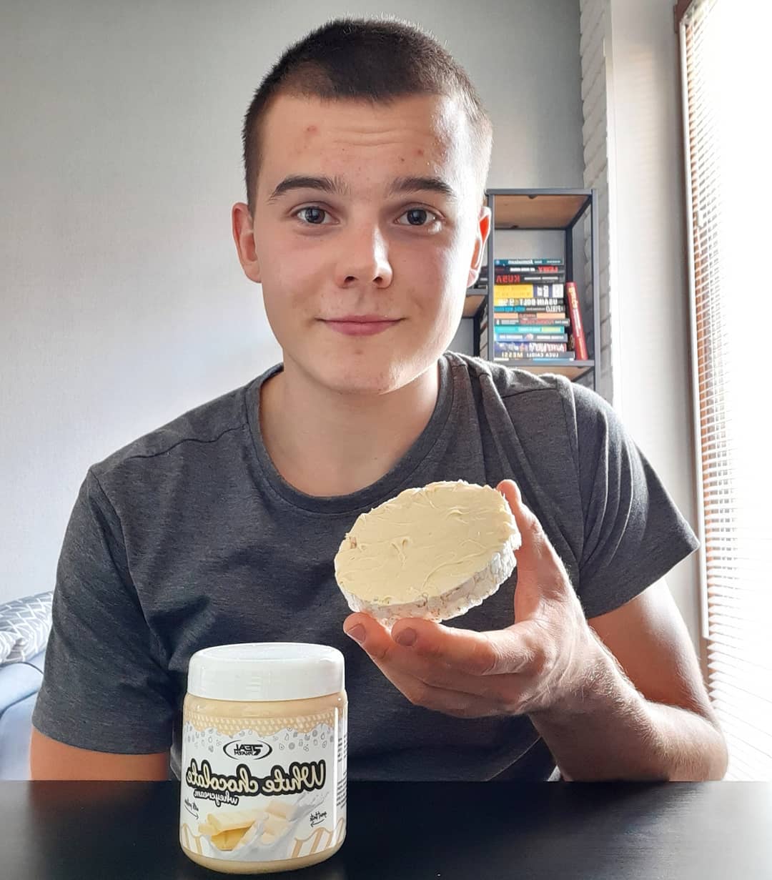 Real Pharm Coconut Whey Cream – recenzja kremu proteinowego!