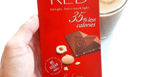 RED Milk Chocolate Hazelnut & Macadamia – recenzja!